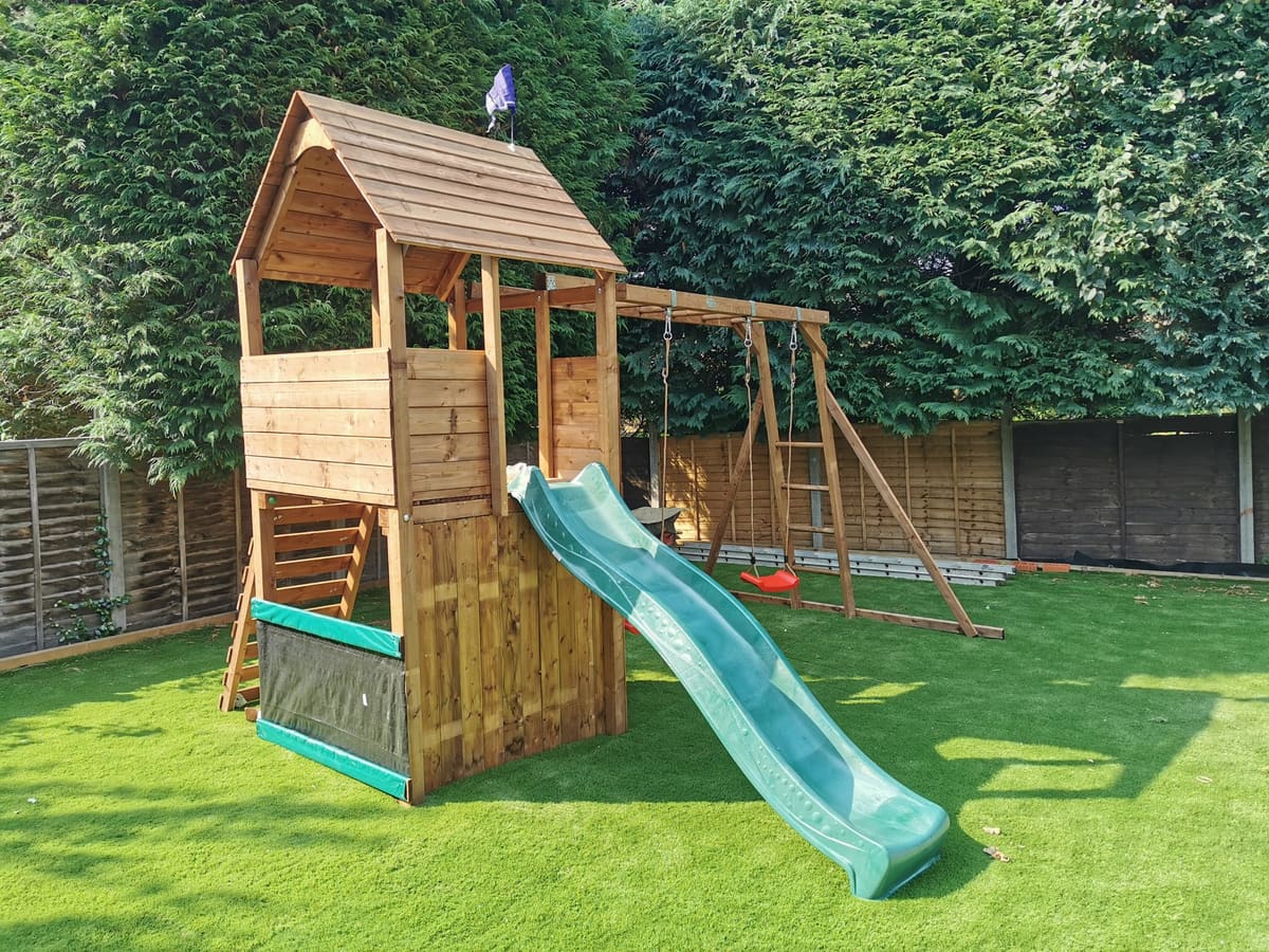 Artificial Lawns by Stone Valley Landscapes