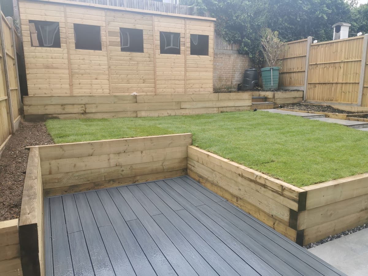 Decking by Stone Valley Landscapes