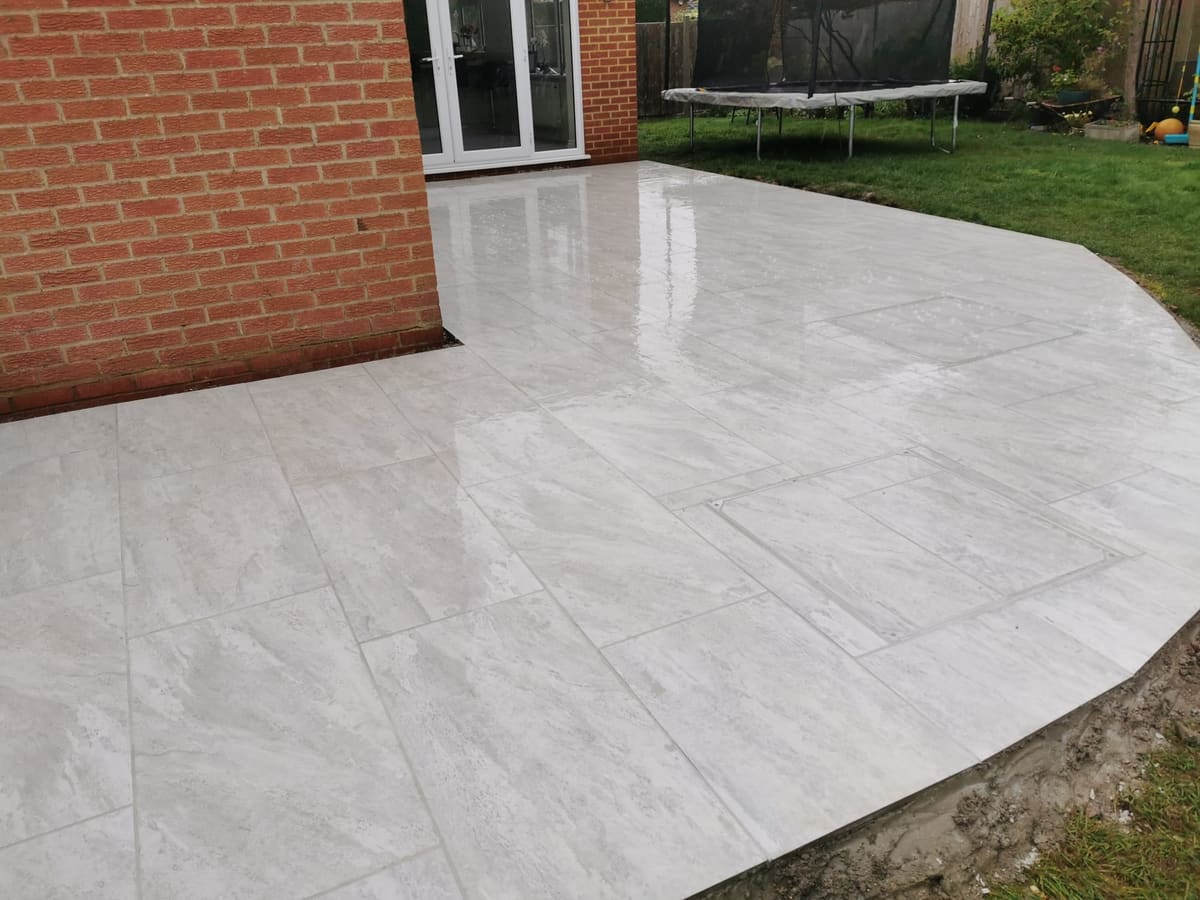 Landscaping by Stone Valley Landscapes, serving Wokingham