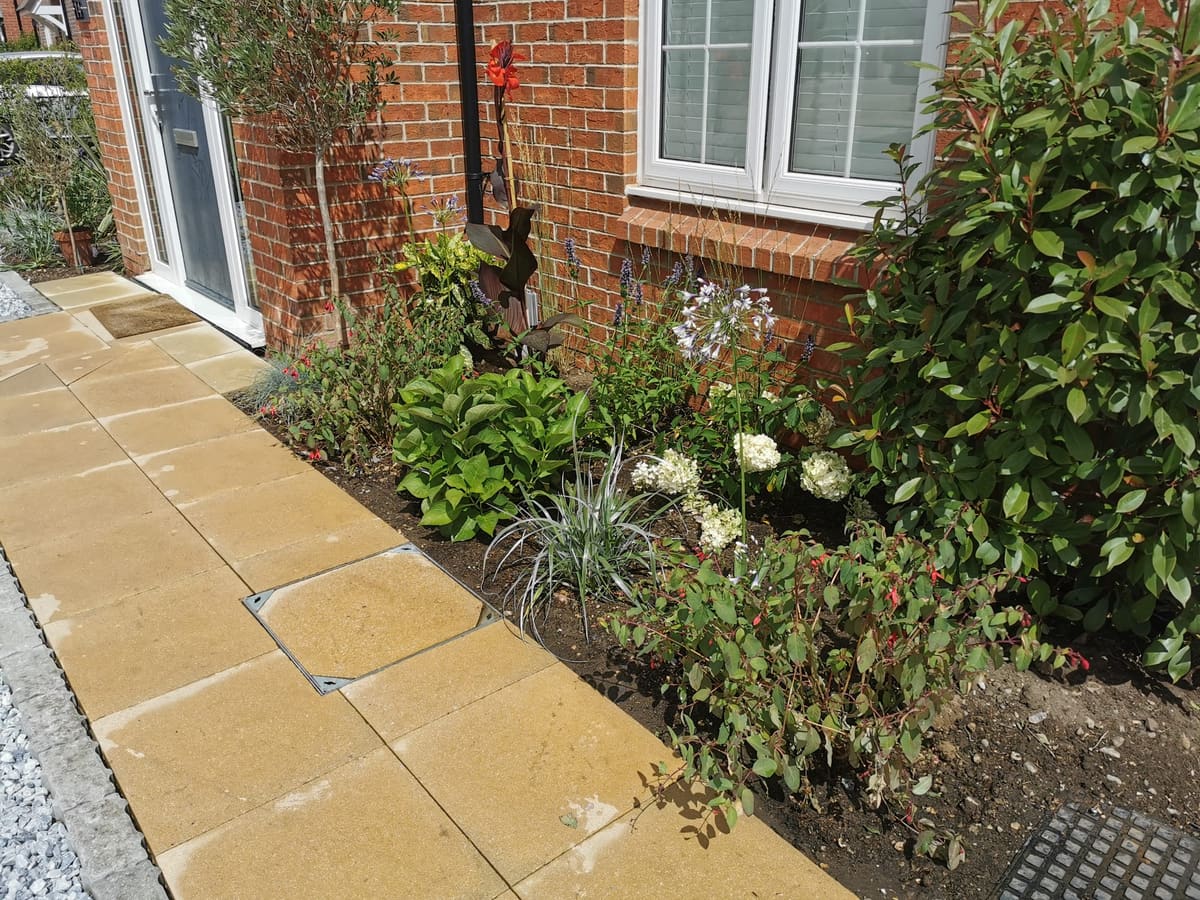 Planting & Borders by Stone Valley Landscapes